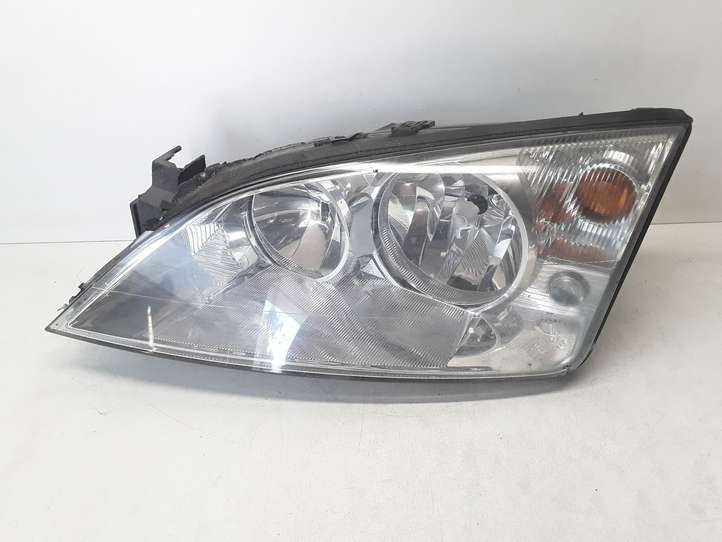 Ford Mondeo Mk III (2000 - 2007)  0301174201 Передняя фара
