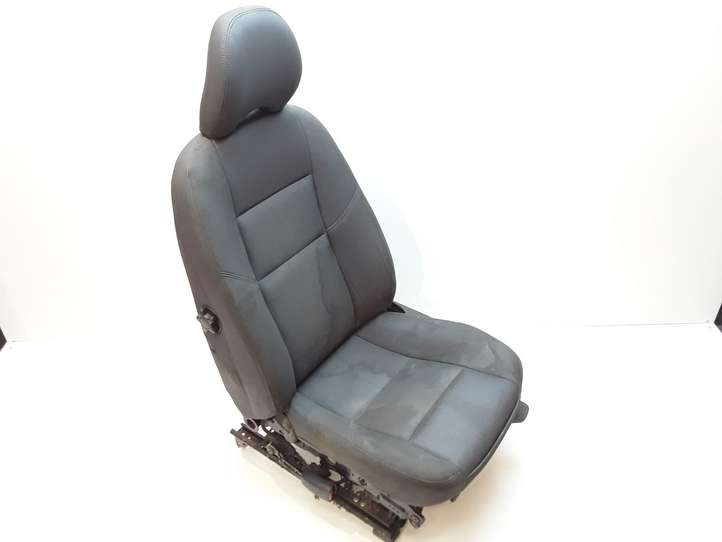 Volvo V50 (2004 - 2008)   Передняя звукоизоляция