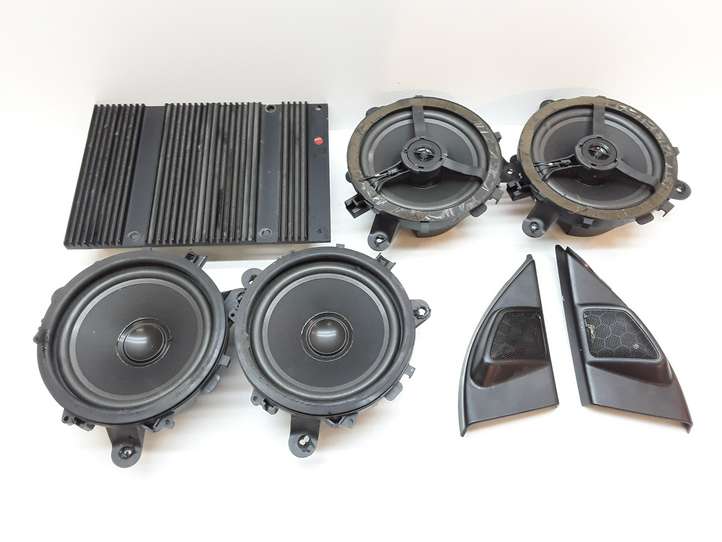 Volvo XC90 (2002 - 2006)  30732827 Комплект звуковой системы