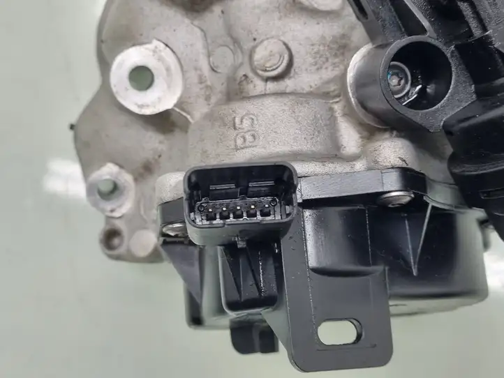 Toyota Proace (2013 - 2016) 9678257280 Охладитель клапана EGR — фото 2