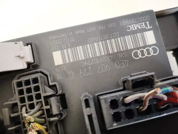 Audi A8 S8 D3 4E (2002 - 2005) 4e0907279c Модуль комфорта — фото 2