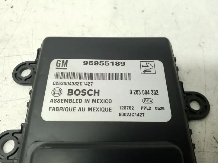 Opel Antara (2011 - 2017)  96955189 Блок управления парковки