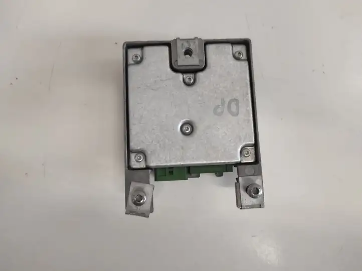 BMW 5 E60 E61 (2004 - 2010)  65776962886 Датчик удара надувных подушек