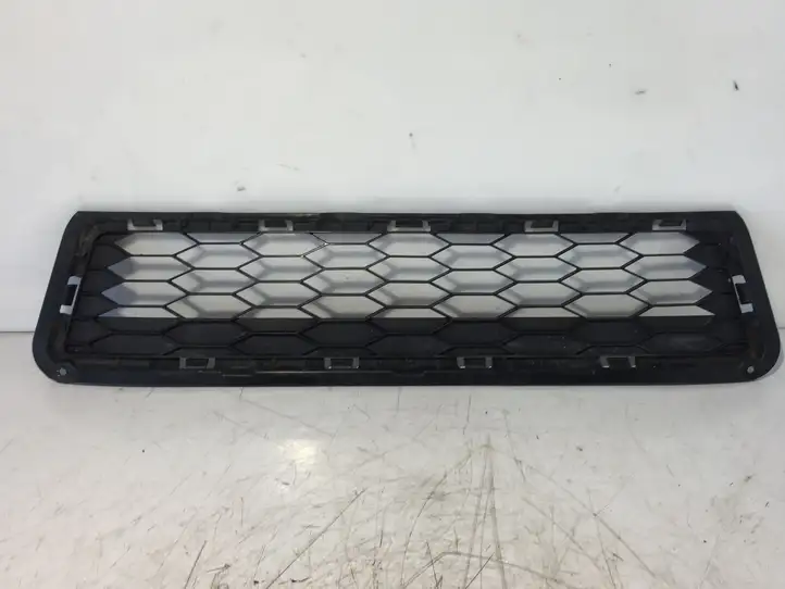 Honda Civic IX (2011 - 2017) 71103TV0 Нижняя решетка переднего бампера — фото 1