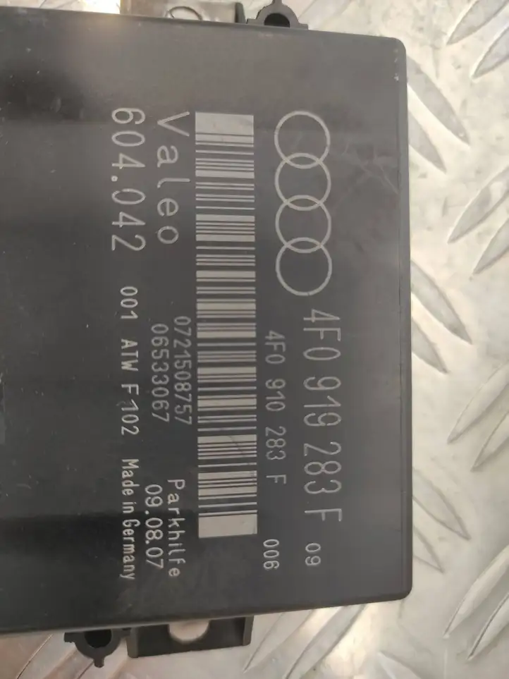 Audi A6 S6 C6 4F (2004 - 2008) 4F0919283F Блок управления парктрониками — фото 2