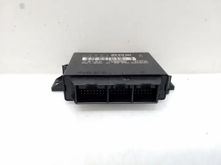 Audi A6 S6 C6 4F (2004 - 2008) 4F0919283 Блок управления парктрониками — фото 2