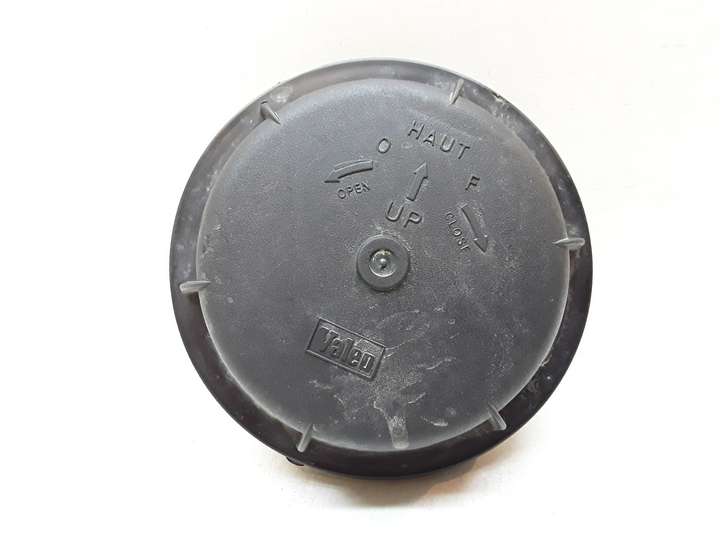 Volvo V70 (2000 - 2004)  89001146 Крышка передней фары