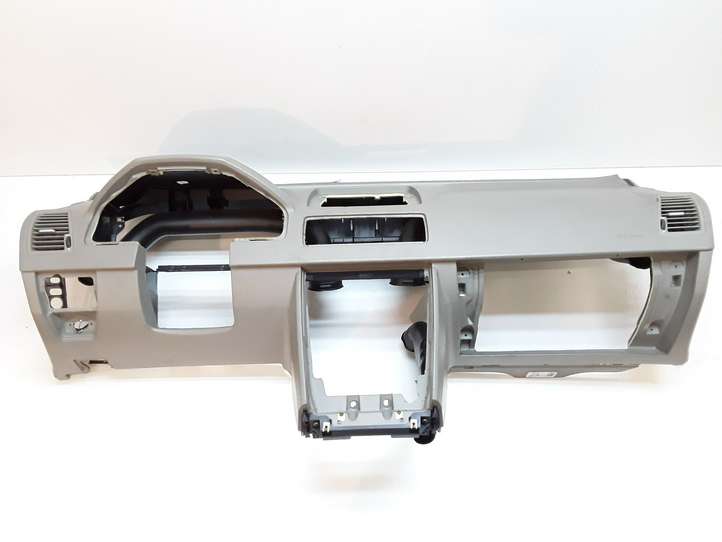 Volvo XC90 (2002 - 2006)  39980453 Панель