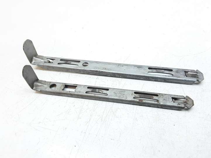 Volvo XC90 (2002 - 2006)  8637182 Держатель передней фары