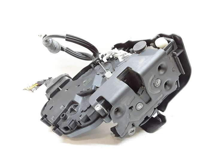 Volvo V50 (2004 - 2008)  30753674 Замок задней двери