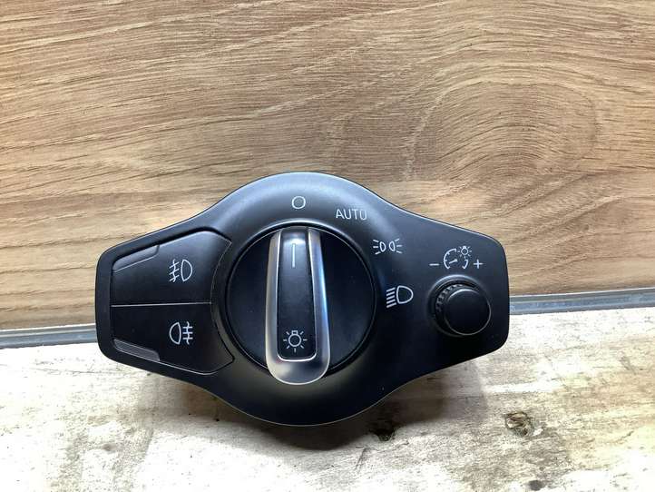 Audi A4 (2007 - 2011)  8K0941531AS Включатель фонарей