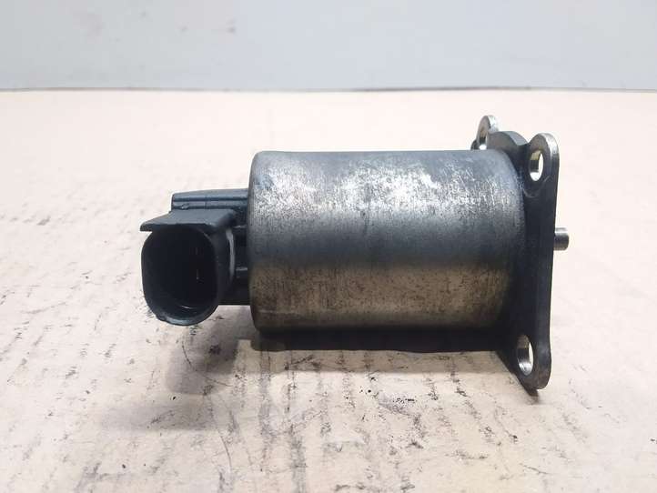Volvo V70 (2004 - 2007)  53411462 Клапан EGR