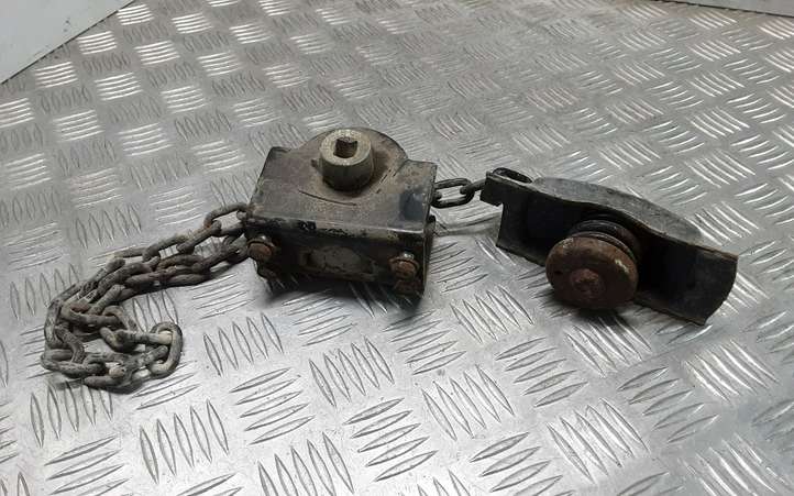 Toyota Land Cruiser (J150) (2009 - )   Комплект крепления
