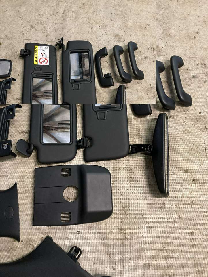 Kia Sportage (2014 - 2016)  95725F1000 Комплект потолка