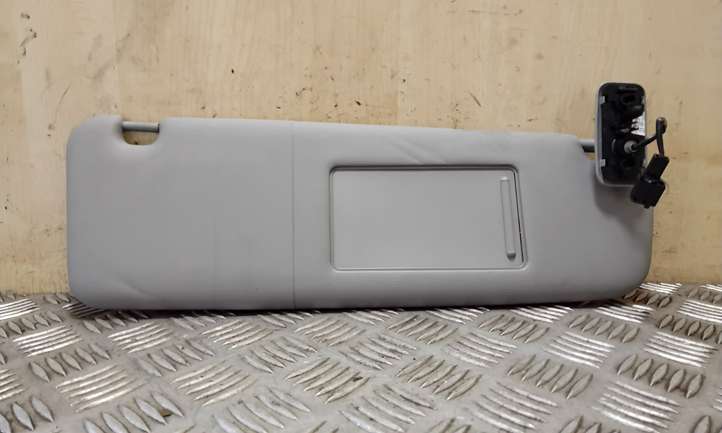 Volkswagen Touareg I (2002 - 2010)  7L6857552BS Щиток от солнца