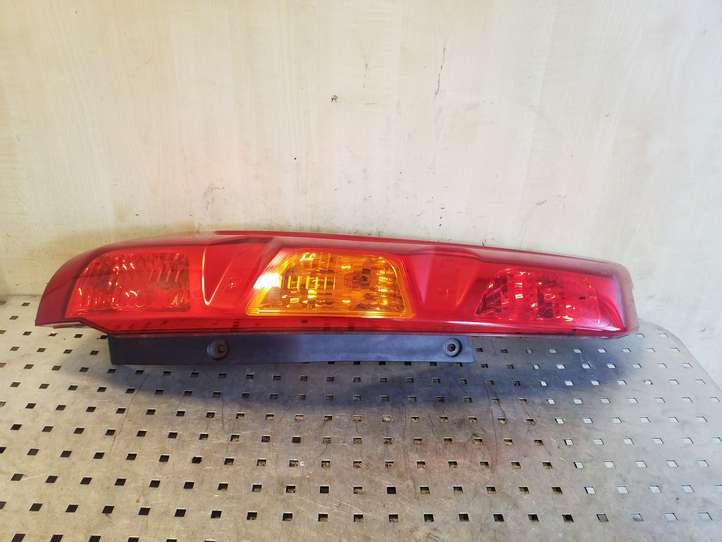 Nissan X-Trail T31 (2007 - 2014)  22063929 Задний фонарь в кузове