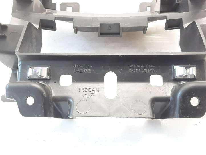 Nissan Qashqai (2013 - 2017)  681044EH0A Другая центральная деталь консоли (туннеля)