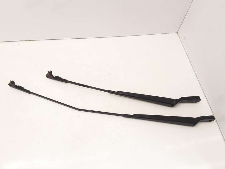 Citroen C5 (2004 - 2008)  0349 Ножка стеклоочистителей лобового стекла