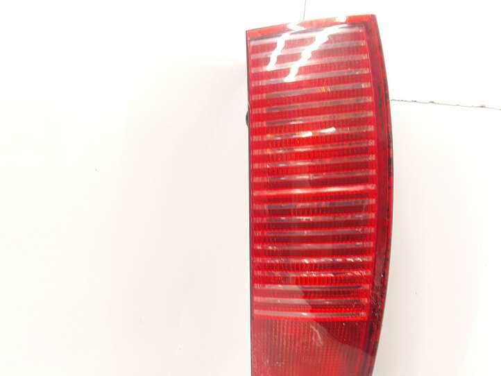 Citroen C5 (2004 - 2008)  2001AR00F00IB02 Задний фонарь в кузове