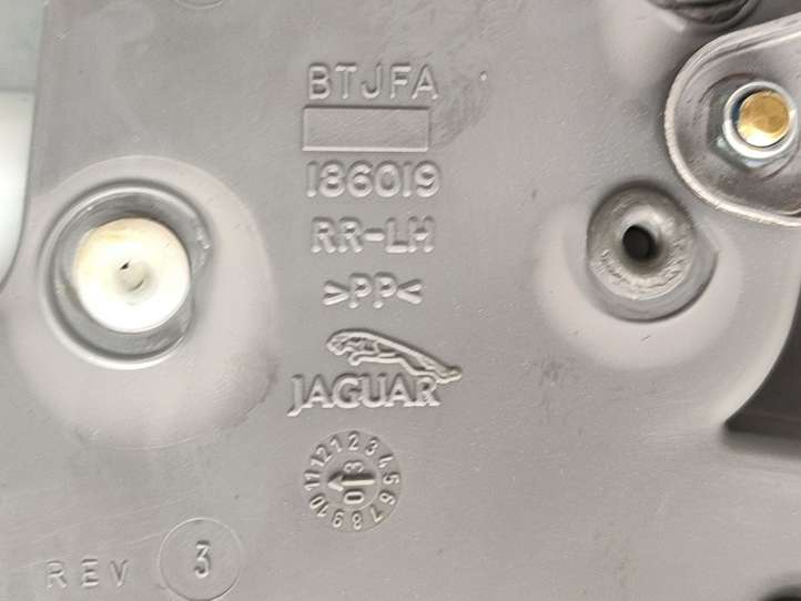 Jaguar X-Type (2001 - 2008)  186019 Обшивка задней двери