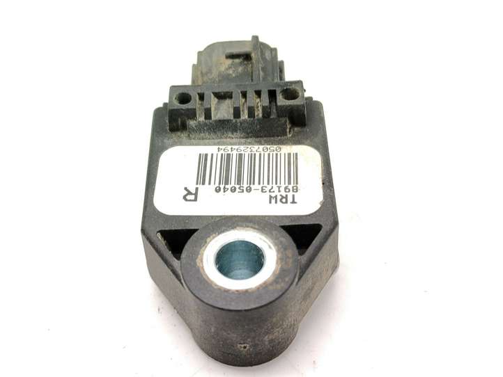 Toyota Avensis T250 (2006 - 2009)  8917305040 Датчик удара надувных подушек