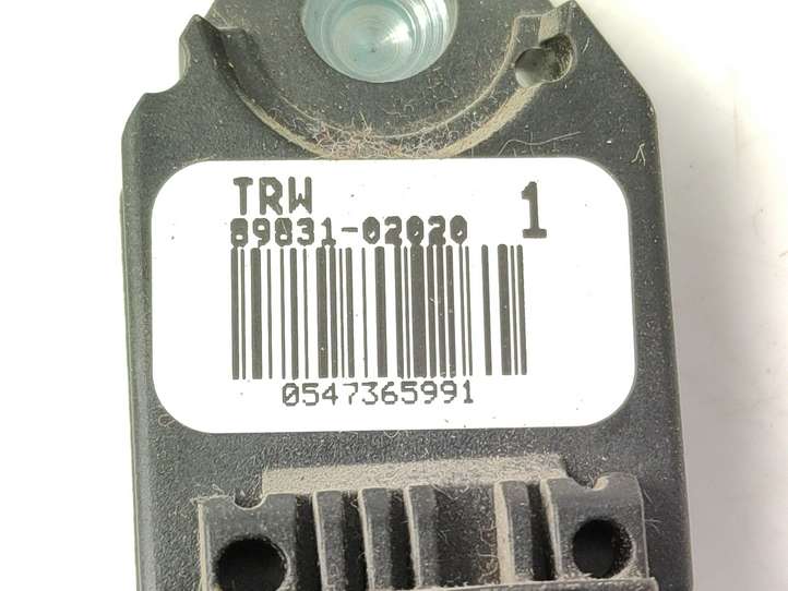 Toyota Avensis T250 (2006 - 2009)  8983102020 Датчик удара надувных подушек