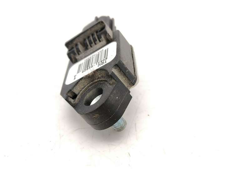 Toyota Avensis T250 (2006 - 2009)  8983102020 Датчик удара надувных подушек