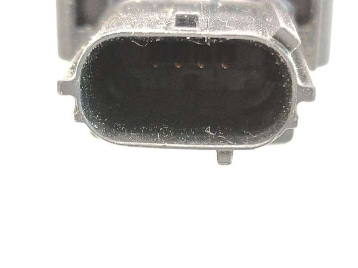 Toyota Avensis T250 (2006 - 2009)  8983102020 Датчик удара надувных подушек