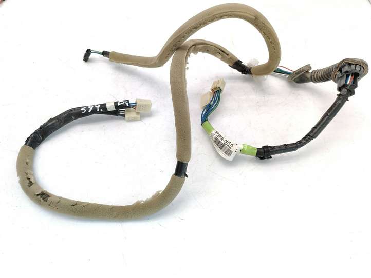 Toyota Avensis T250 (2006 - 2009)  8218405100 Проводка крышки багажника