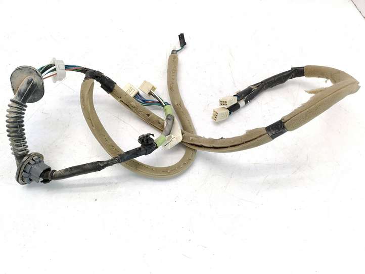 Toyota Avensis T250 (2006 - 2009)  8218405100 Проводка крышки багажника