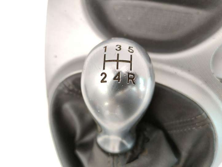Citroen C5 (2004 - 2008)  9632615077 Отделка рычага переключения передач (кожа, головка)