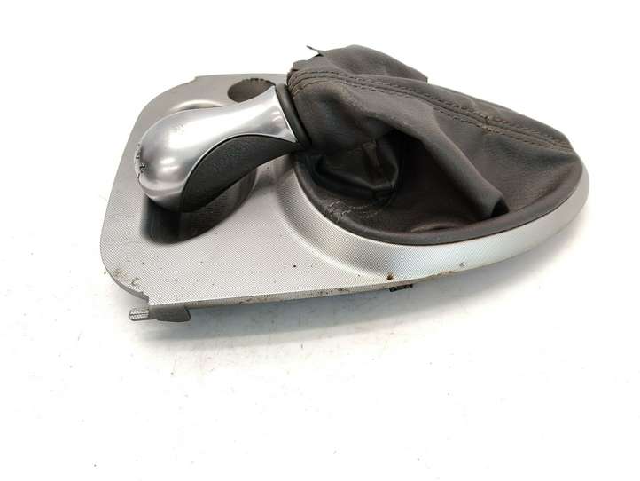 Citroen C5 (2004 - 2008)  9632615077 Отделка рычага переключения передач (кожа, головка)