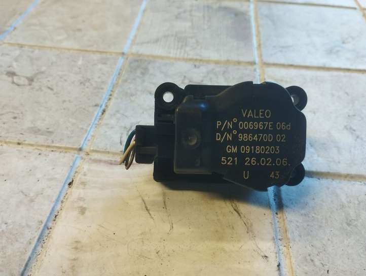 Opel Vectra (2005 - 2009)  09180203 Двигатель задвижки потока воздуха