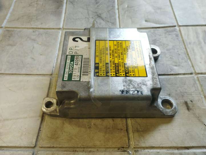 Toyota RAV 4 (XA20) (2000 - 2005)  8917042090 Блок управления надувных подушек