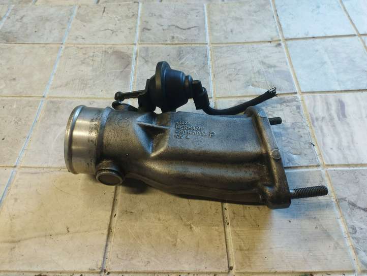 Audi A6 (1997 - 2001)  4B0145950 Дроссельная заслонка