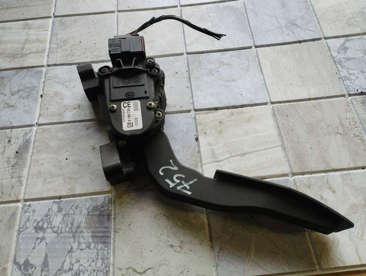 Opel Vectra (2002 - 2005)  9186724 Педаль акселератора