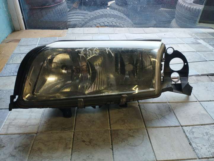 Volvo S80 (1998 - 2004)  8693557 Передняя фара