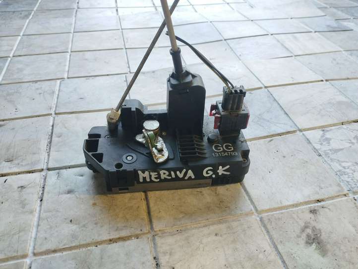 Opel Meriva (2002 - 2006)  13154793 Замок задней двери