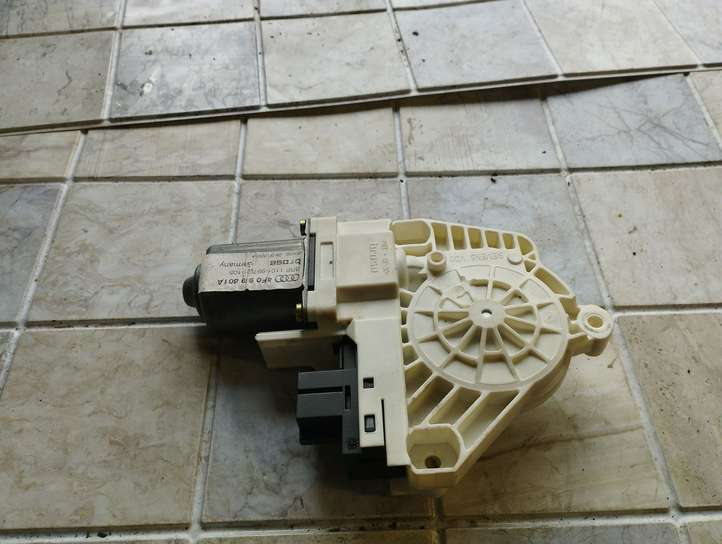Audi A6 (2004 - 2008)  4F0959801A Механизм подъема окон задней двери