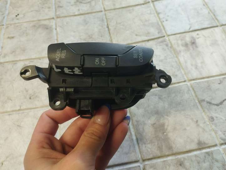 Chevrolet Captiva (2006 - 2011)  96628527 Кнопки рулевого колеса