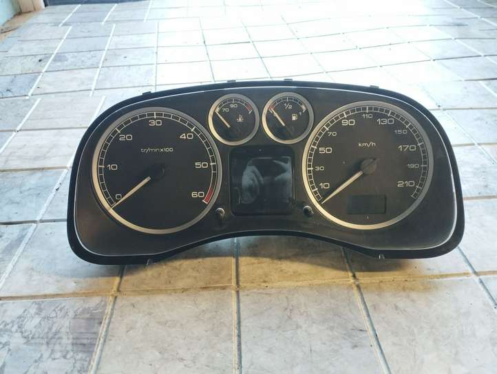 Peugeot 307 (2001 - 2005)  P9636708880C Спидометр (приборный щиток)