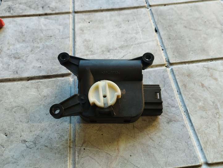 Audi A6 (2004 - 2008)  0132801358 Двигатель задвижки потока воздуха