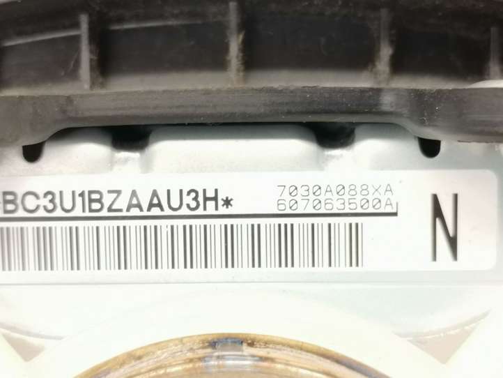 Mitsubishi Outlander (2007 - 2012)  7030A088XA Подушка безопастности руля