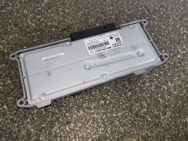 Audi Q5 (2012 - 2017)  8R0035223F Звукоусилитель