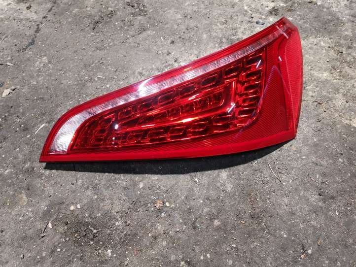 Audi Q5 (2012 - 2017)  8R0945094B Задний фонарь в кузове