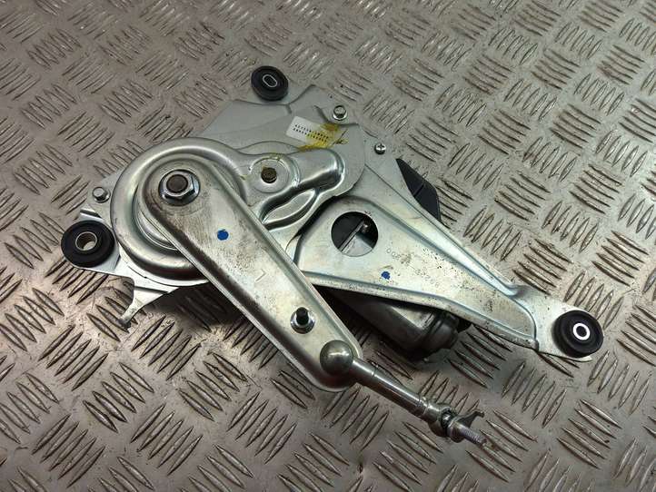 Lexus LS 460 (2006 - 2009)  89222-50300 Притягиватель задней крышки