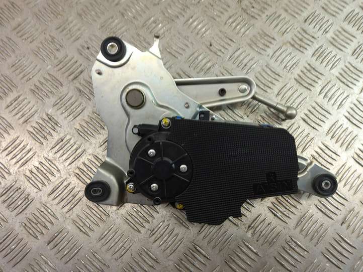 Lexus LS 460 (2006 - 2009)  89222-50300 Притягиватель задней крышки