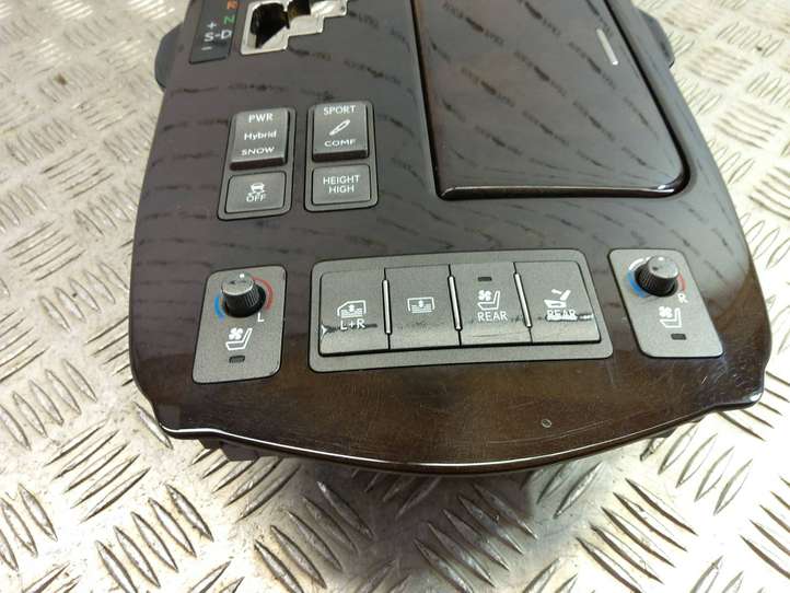 Lexus LS 460 (2006 - 2009)  58822-50040 Рамка рычага переключения передач