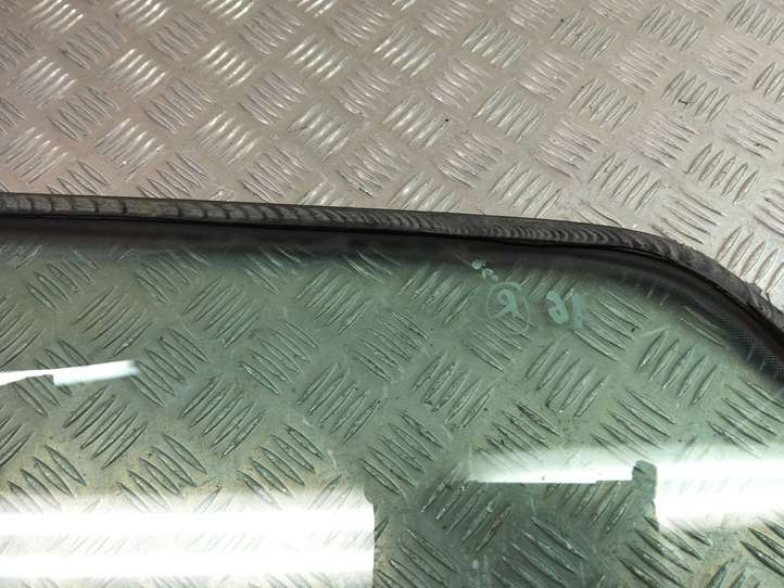 Audi A6 (2001 - 2004)  43R-00137 Заднее боковое стекло кузова