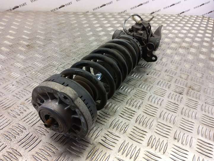 BMW 7 F01 F02 F03 F04 (2008 - 2016)  6796939 Передний амортизатор